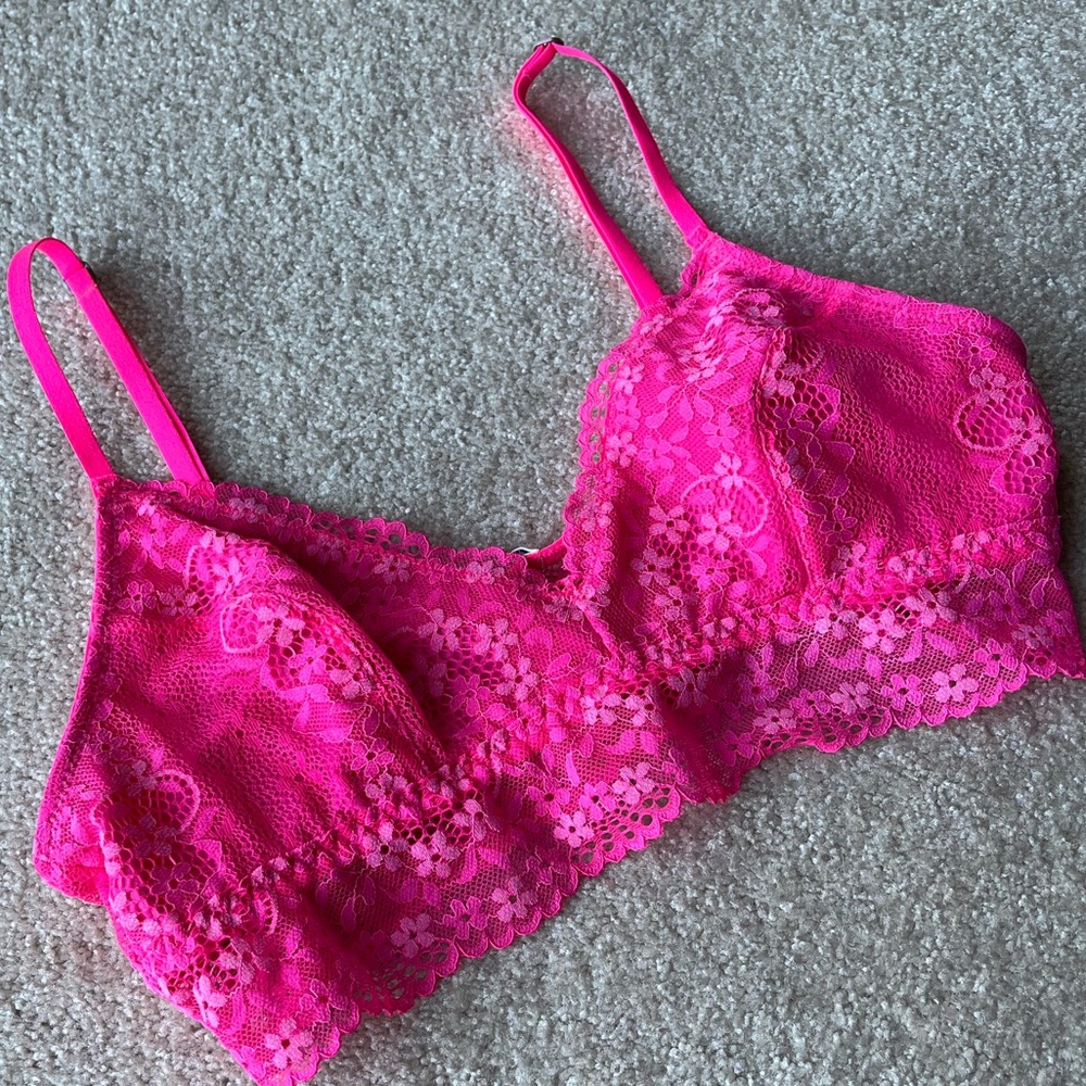 Gilly Hicks Hot Pink Lace Bralette Size Small
